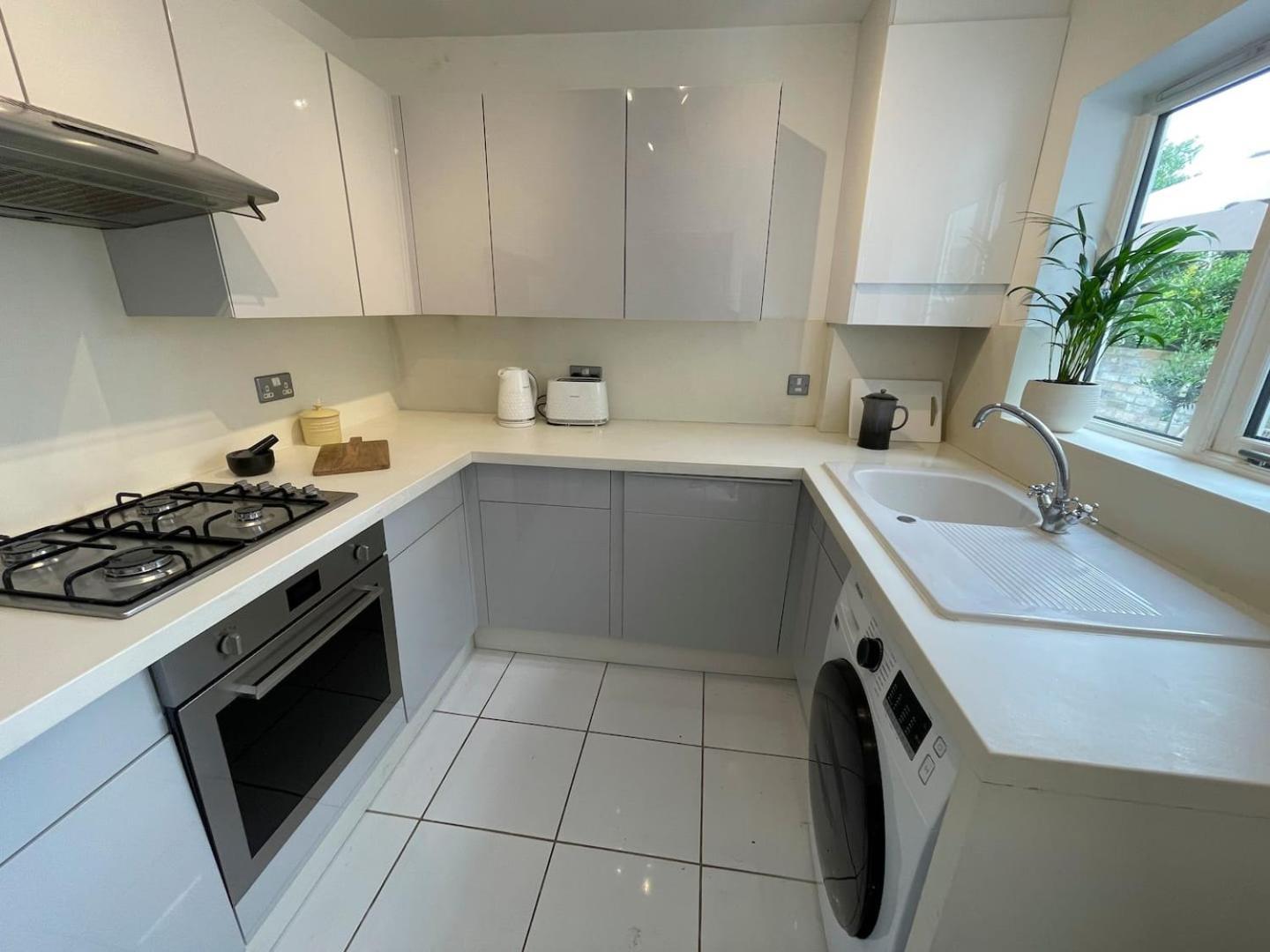 Fantastic Victorian House, Excellent City Location - Cambridge Homehost Eksteriør bilde