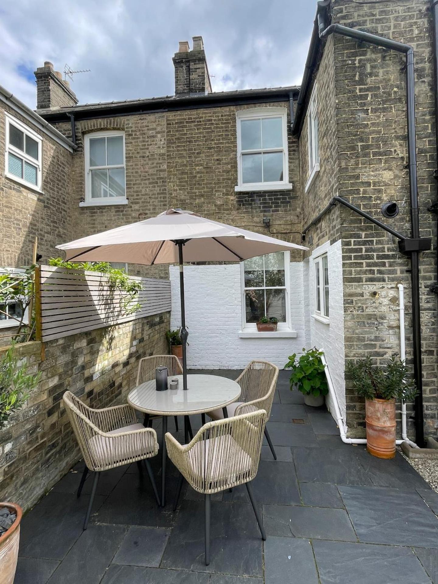 Fantastic Victorian House, Excellent City Location - Cambridge Homehost Eksteriør bilde